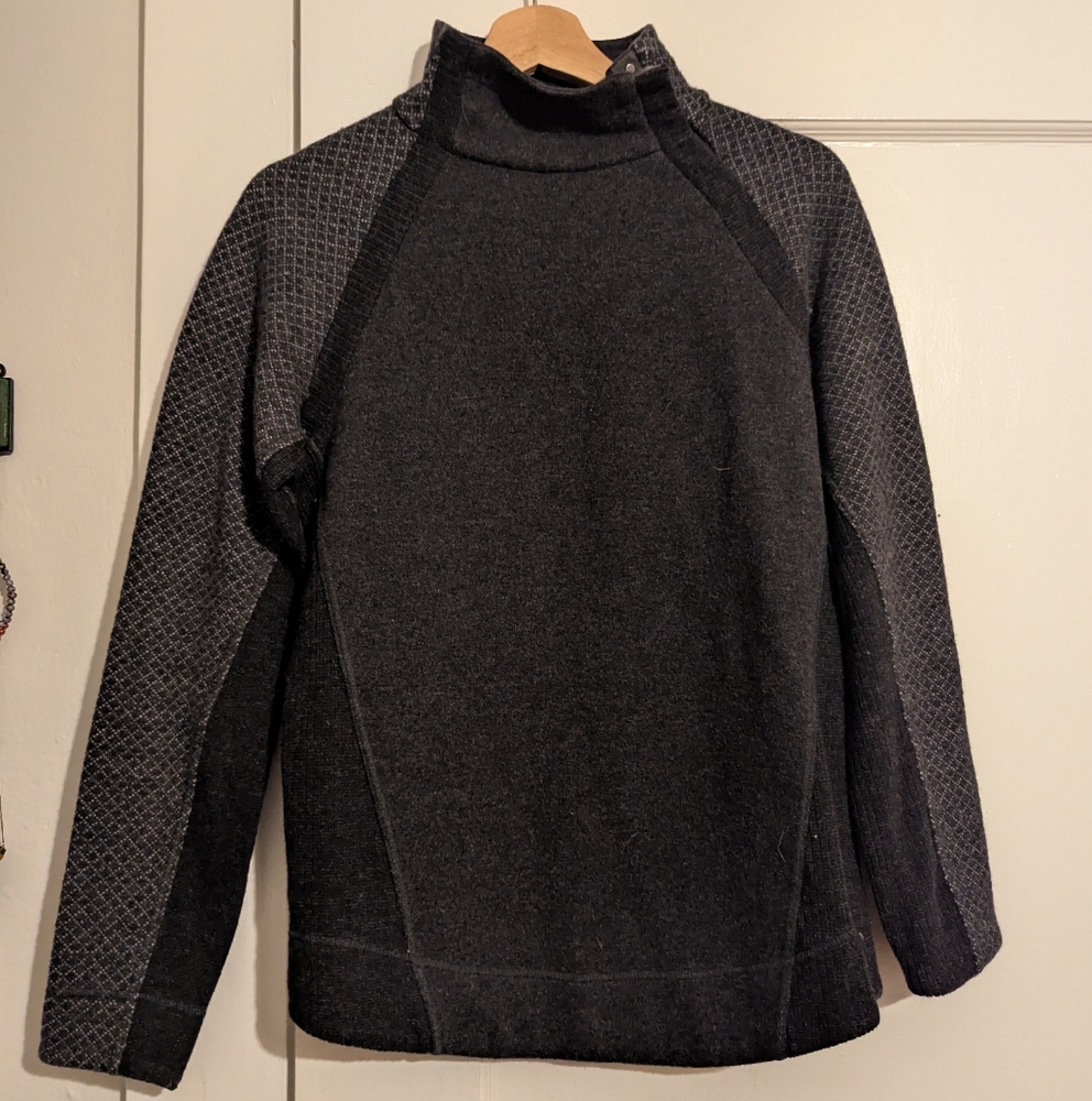 Women's Prana Black Sweater